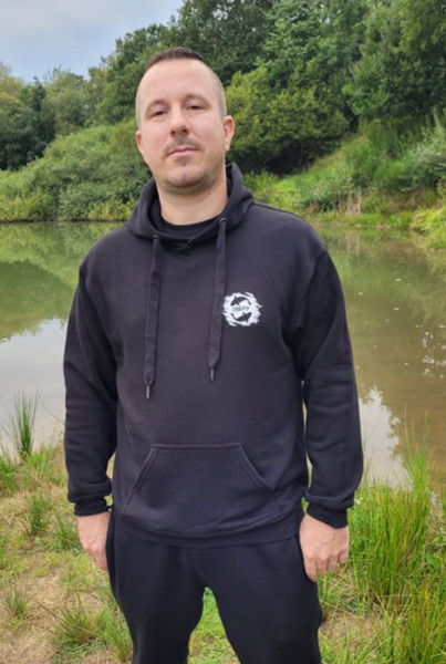Carpy Hoodie - Logo klein